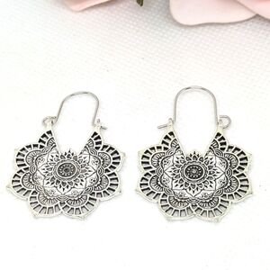 NEW Boho Gypsy Style Earrings Silver Tone Metal Alloy Filigree Flower
